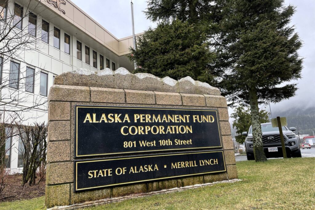Massive Oil Revenue Payouts Coming—Are You on the List for a Fall Stimulus Check? 2 Alaska Permanent Fund Dividend